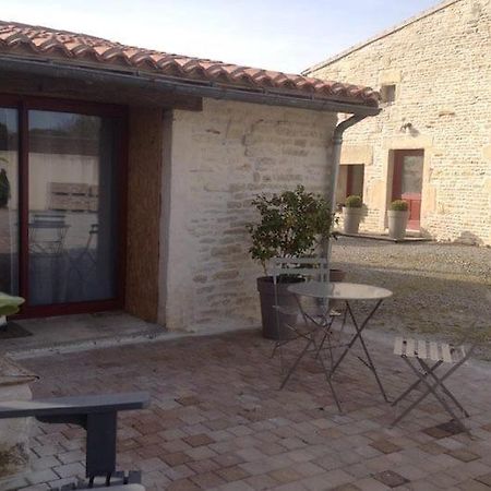 Gîte  Les frênes  Marigny (Poitou-Charentes) Exterior foto