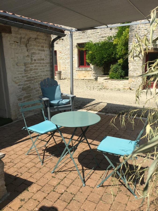 Gîte  Les frênes  Marigny (Poitou-Charentes) Exterior foto